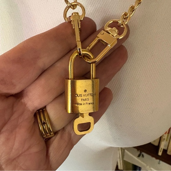Authentic Louis Vuitton brass lock and key with 2 non-LV chains - Picture 12 of 14